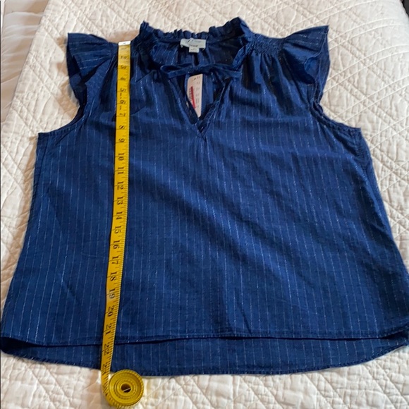 J CREW Top - Picture 4 of 7